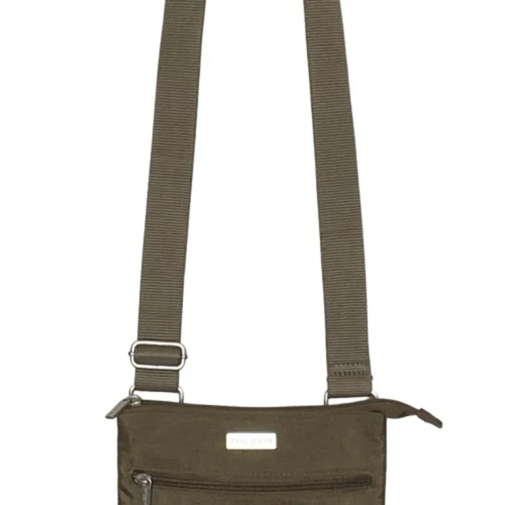 Baggallini Womens Crossbody Bag Brown Nylon Lightweight‎ Travel Vacation Casual